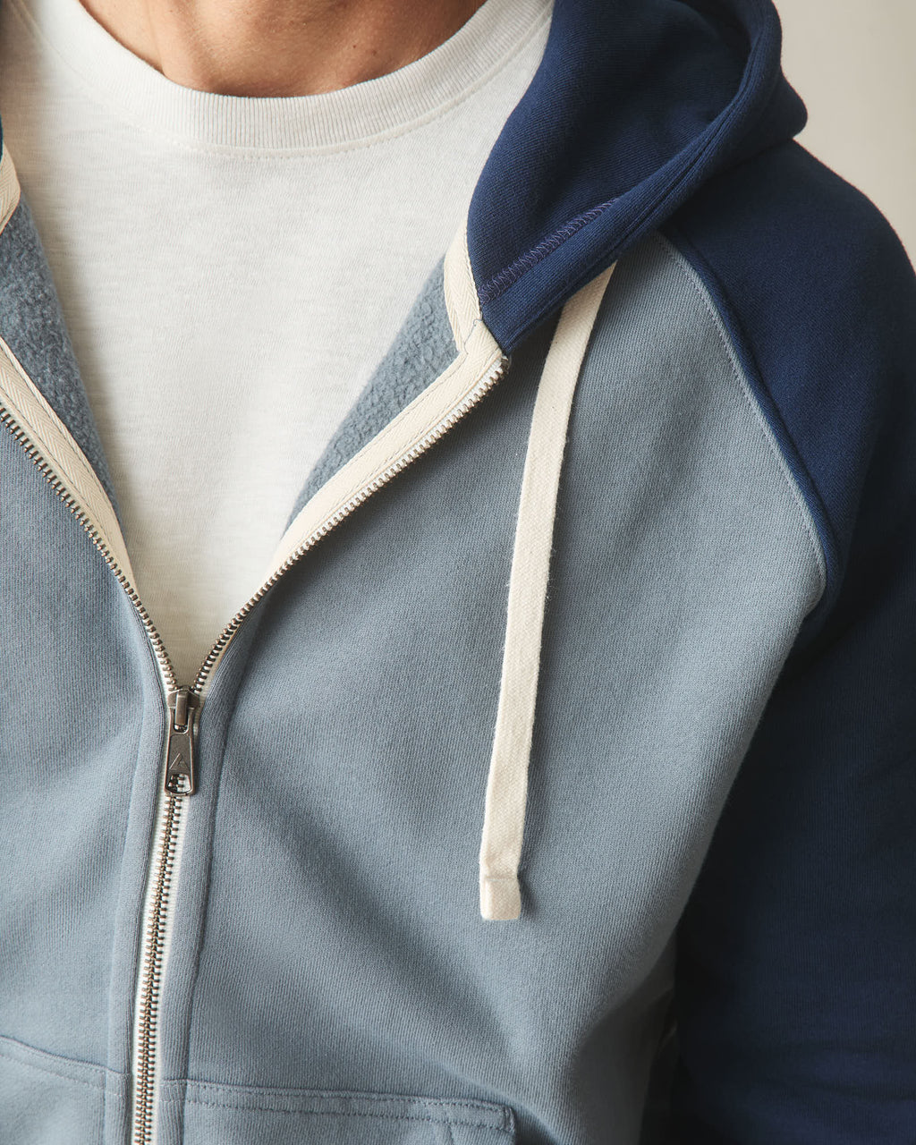 men's_raglan_full_cotton_sleeve_cuffs_full_zip_hoodie-4